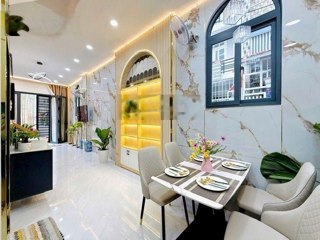 Gò Vấp bán nhà 1 trệt 3 lầu, DT sàn 160m2, 11 phòng, lô góc 2 mặt hẻm xe hơi, gần mercedes