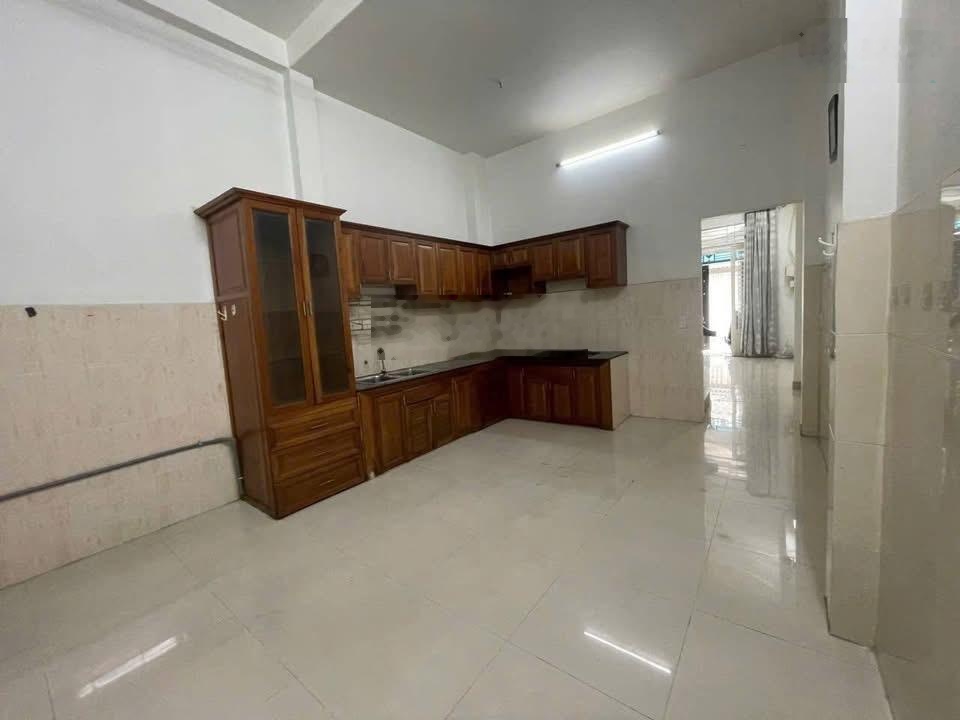 NHÀ MẶT TIỀN ĐƯỜNG SỐ 9 P9, GÒ VẤP Vị trí thuận tiện kinh doanh buôn bán