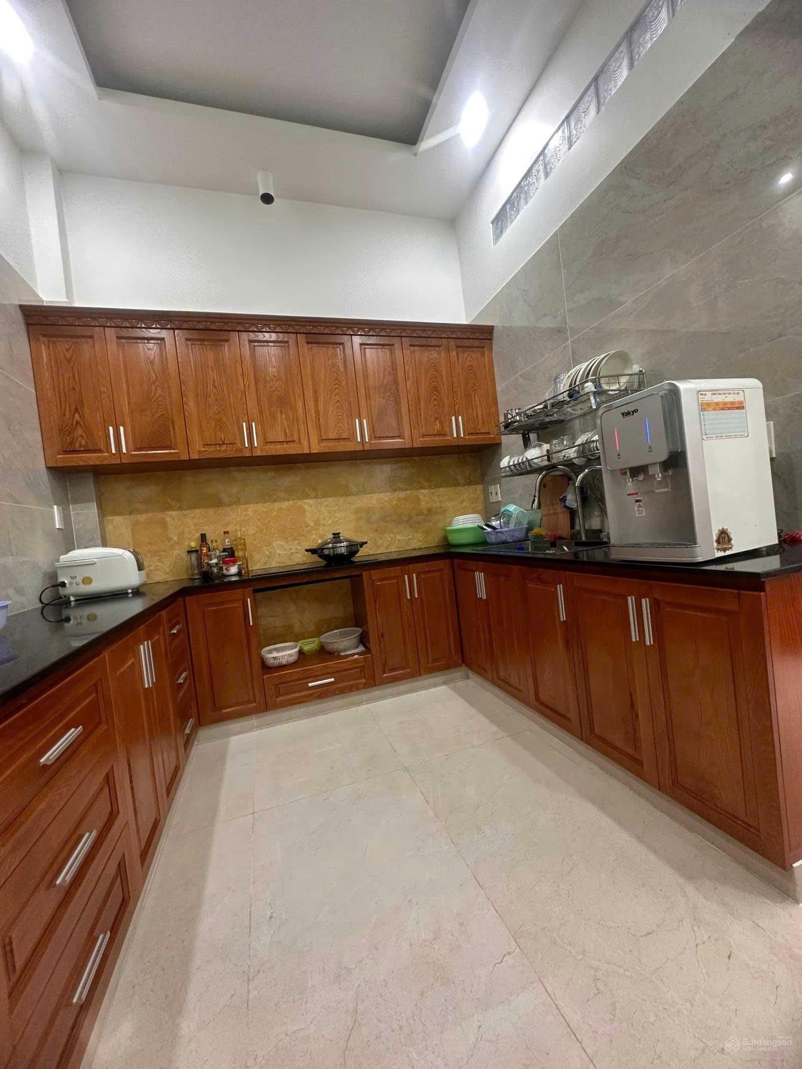 Hẻm xe hơi Khu Dân Trí Đất Thánh, Phường 6, Tân Bình. DT 4x15m, 1 lầu, giá 9,9 tỷ