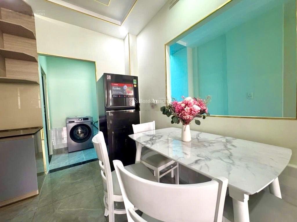 Siêu phẩm nhà 2 tầng 118m2(6x20) - vincom & ngã tư 550 dĩ an đường nhựa xe hơi tránh - nhỉnh 7 tỷ.