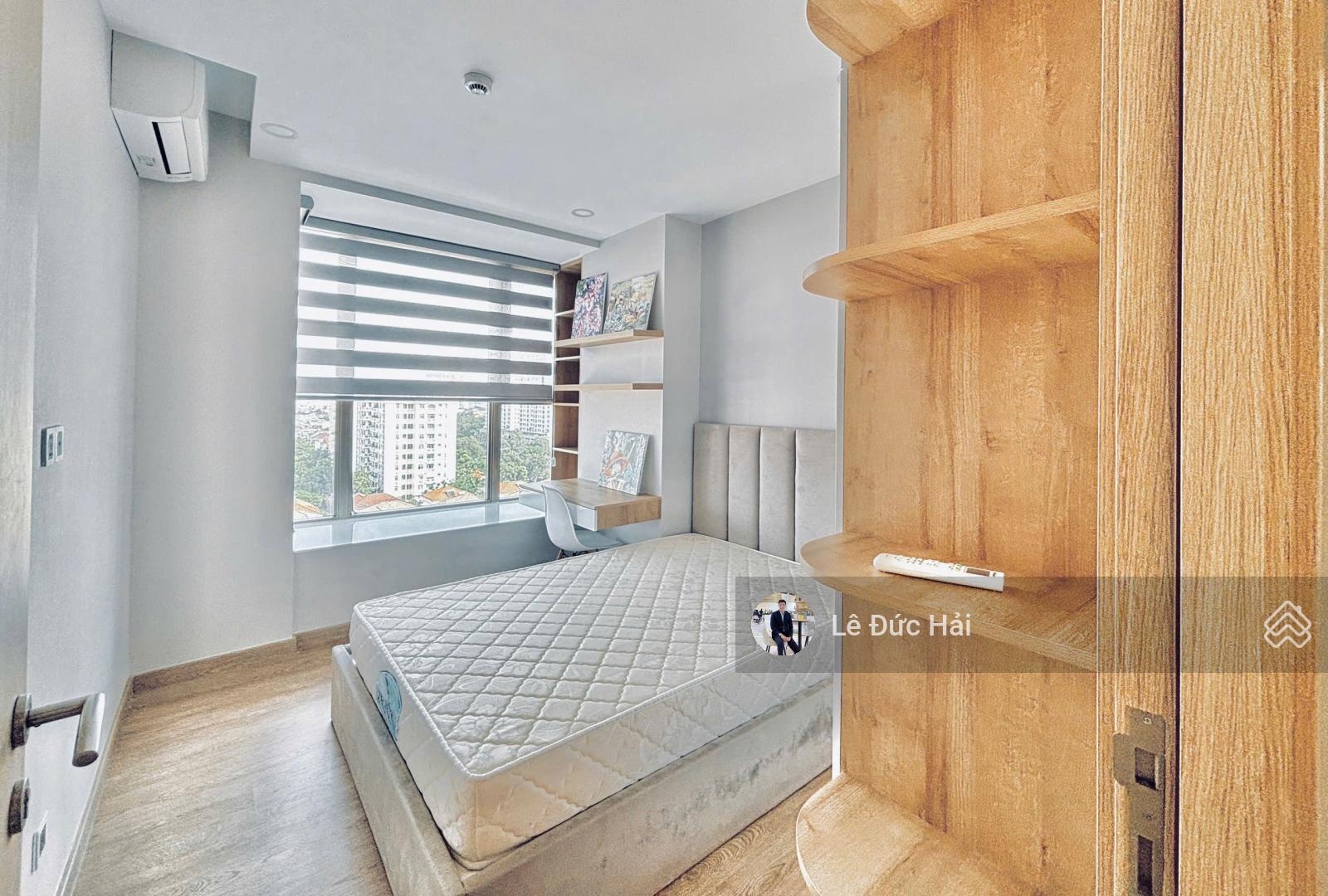 Cho thuê 2PN Midtown nội thất cao cấp ( View biệt thự - Có ô đậu xe ) Khu mới nhất . Liên hệ xem