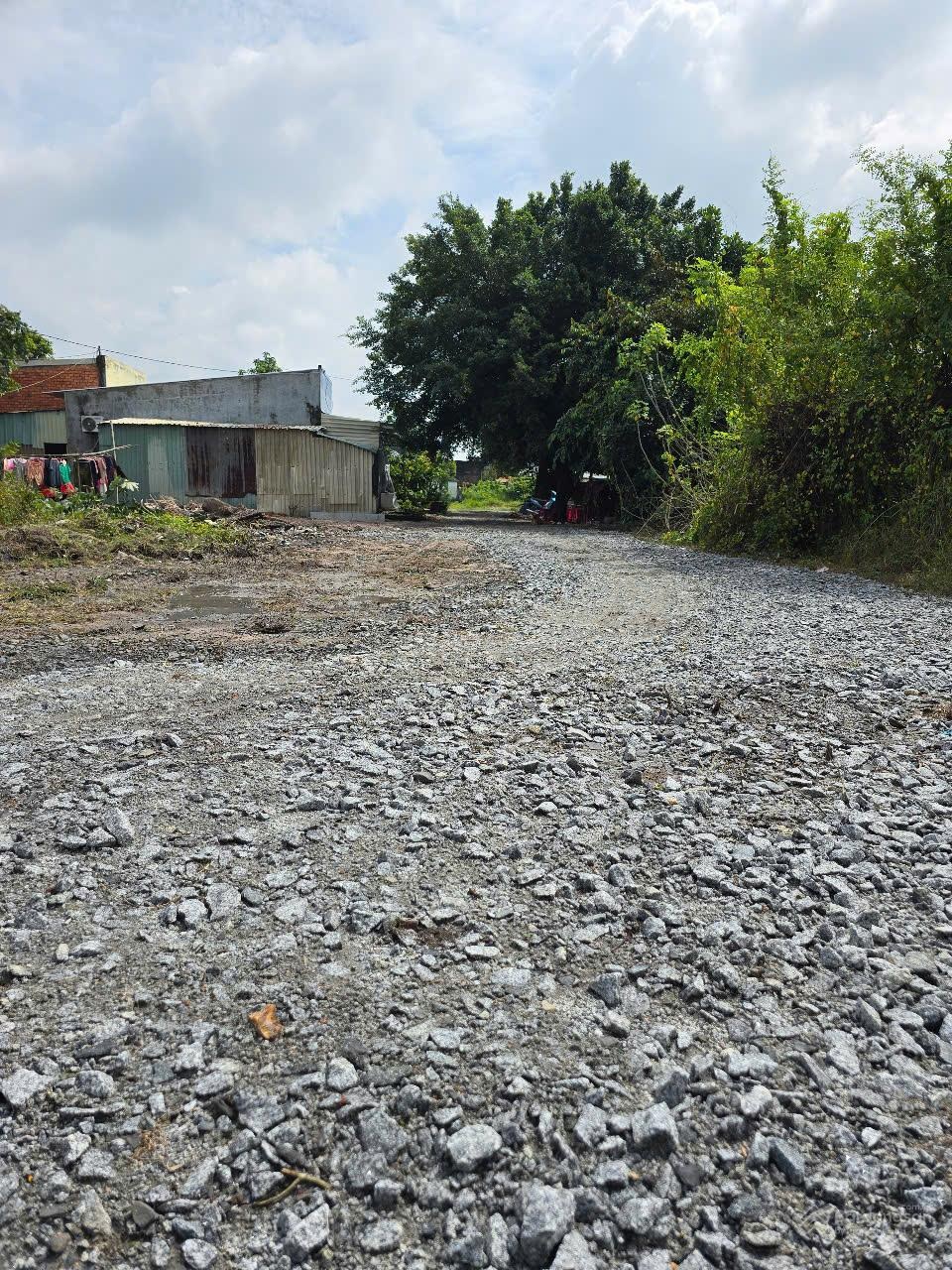 Anh chủ cần tiền bán lỗ 5x22- 110m2 xã Mỹ Hạnh mới, 550 Triệu, sổ hồng riêng, bao giấy tờ,