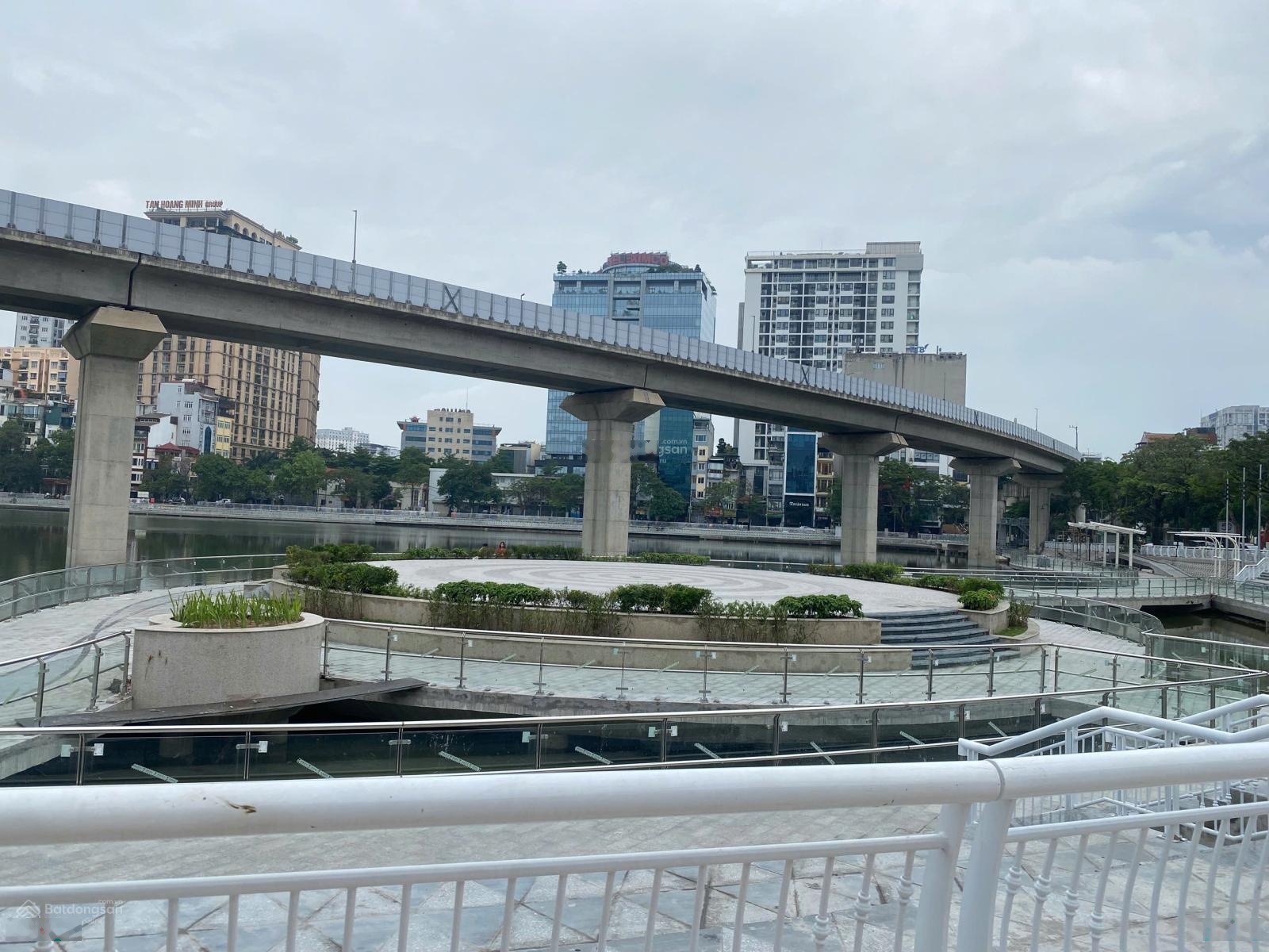 Cần bán biệt thự phân lô Hoàng Cầu Đống Đa, lô góc 55m2*7T thang máy, 3 ô tô tránh, kinh doanh tốt