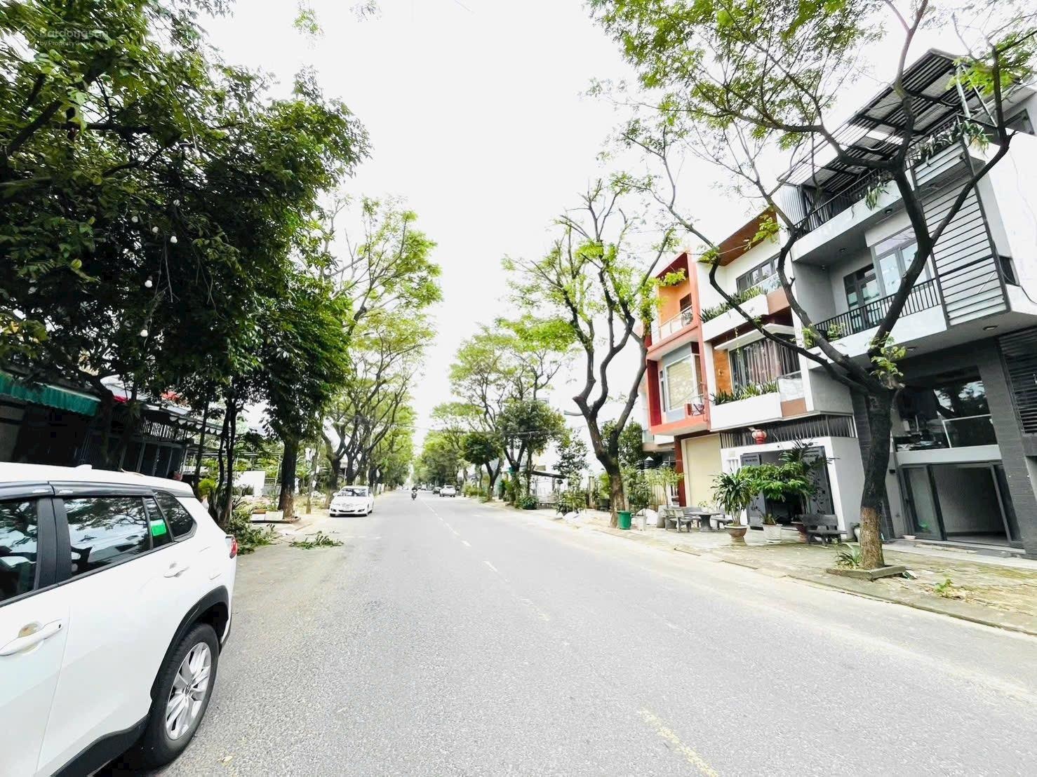 Cần bán gấp căn nhà 2 tầng mặt tiền đường Ỷ Lan Nguyên Phi phường Hoà Cường Bắc quận Hải Châu