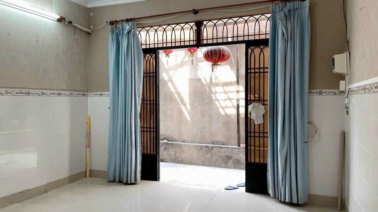 Hàng hot! Bán nhà hẻm 77 Tân Kỳ Tân Quý, Tân Phú, HCM giá chỉ 4,1 tỷ