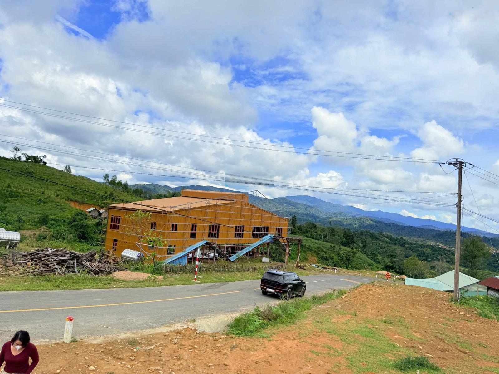 Bán hơn 1ha đất săn mây Măng Đen, bám nhựa 120m, 400m2 thổ cư, giá 8.9 tỷ