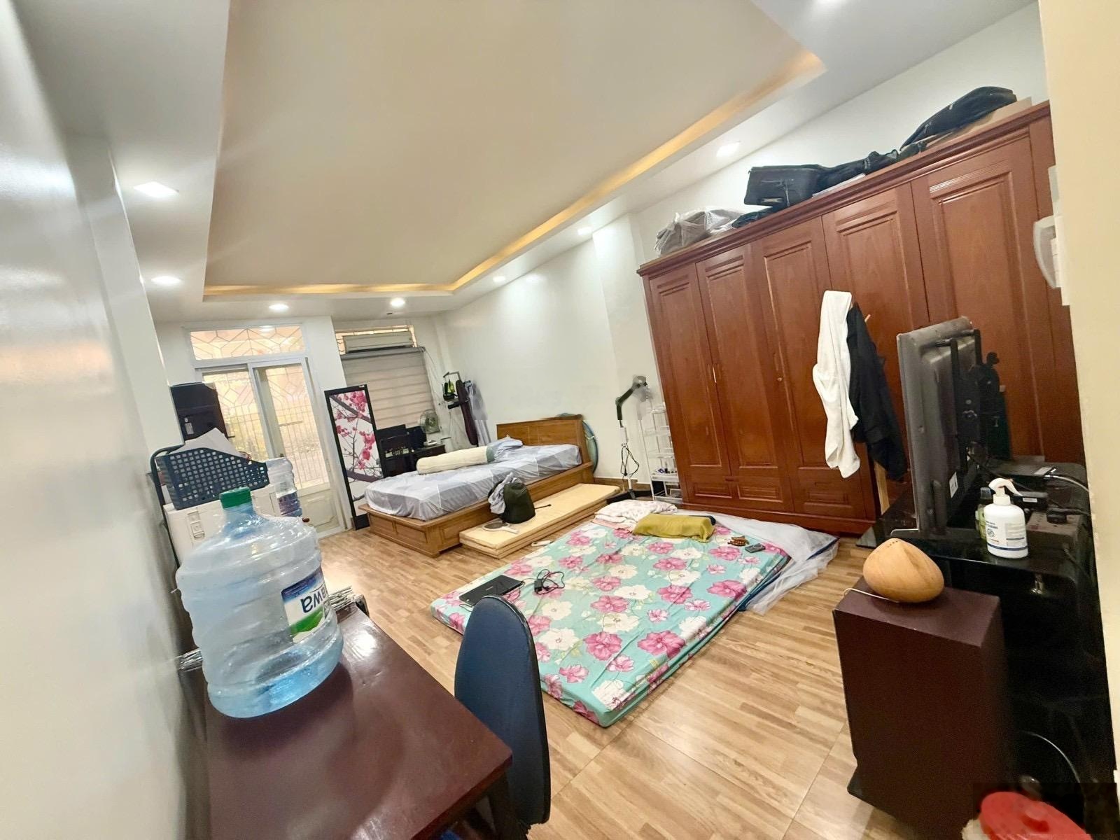 Nhà MT Khu phân lô DC11 Sơn Kỳ, ngay Công viên Gia Phú, DT 80m2, 3 tầng, 4PN. Nhỉnh 10 tỷ