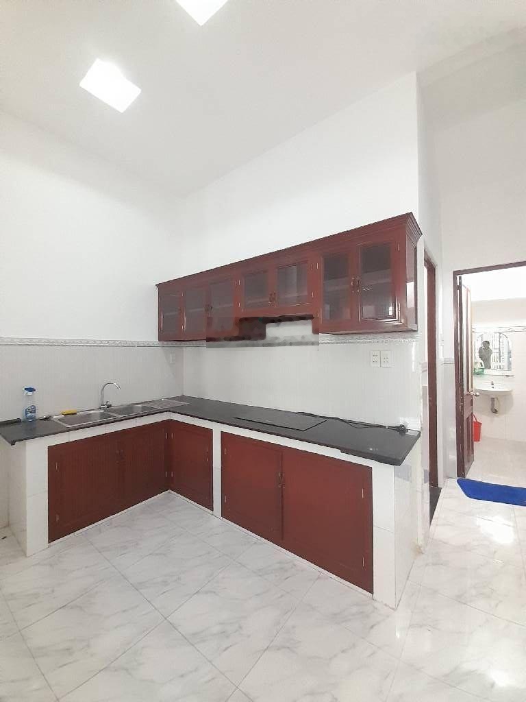 Bán nhà riêng đường 385 - trục đường Lê Văn Việt Q9 55m2 giá 6.25 tỷ