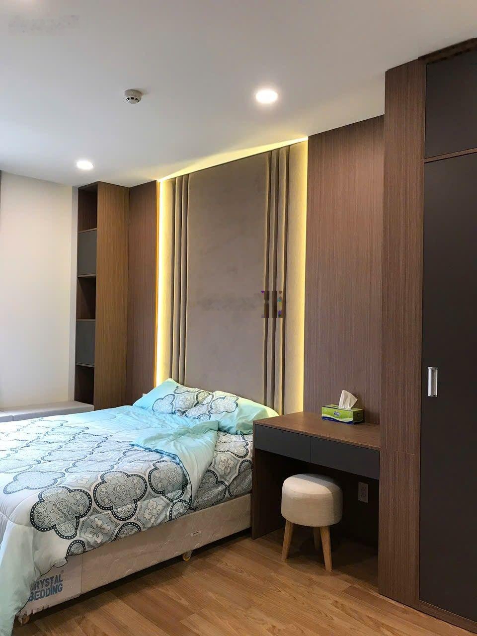 CH Gold View BVĐôn Q4 2PN 1WC 65m đầy đủ tiện nghi nội thất, nhà đẹp ở liền 16,5tr