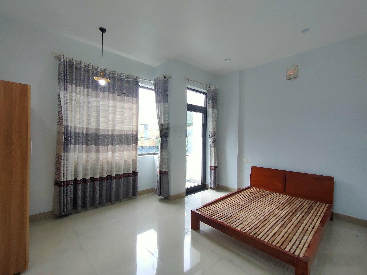 Bán nhà đẹp 2 tầng x 80m2 MT đường 7m5 Hoài Thanh, Mỹ An, Ngũ Hành Sơn.