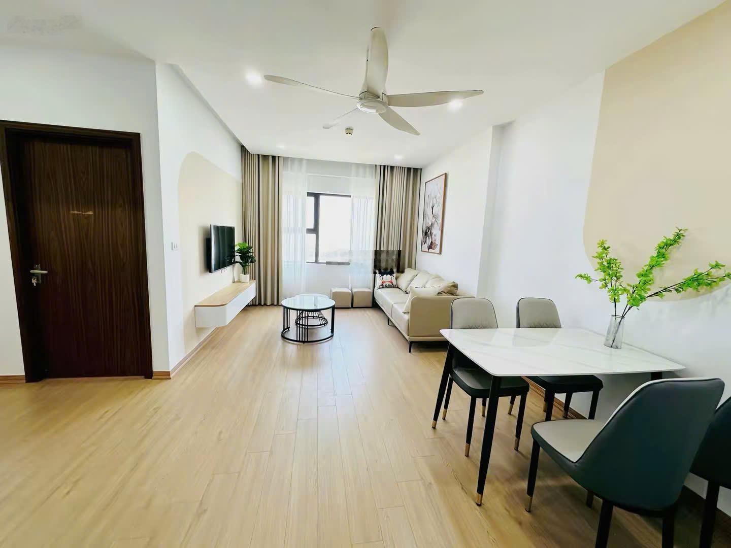 Chính chủ bán căn hộ 2PN tòa HH2C Xuân Mai Dương Nội 69m² nhà đẹp. Full nội thất. Sổ đỏ