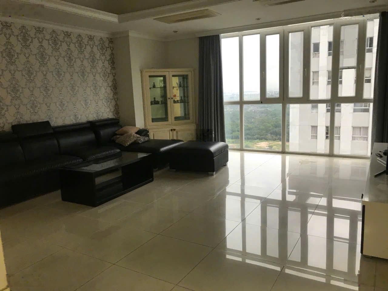 Bán căn hộ Imperia An Phú, DT 131m2, 3 phòng ngủ, tặng NT đẹp, có sẵn HĐ thuê. Giá bán 10.5 tỷ