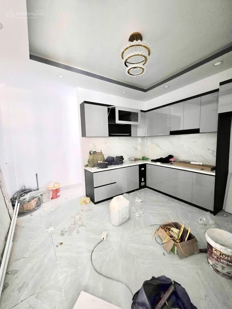 5,2 tỷ nhà mới 2 tầng hxh - 54m - full nội thất - liền kề quận 7