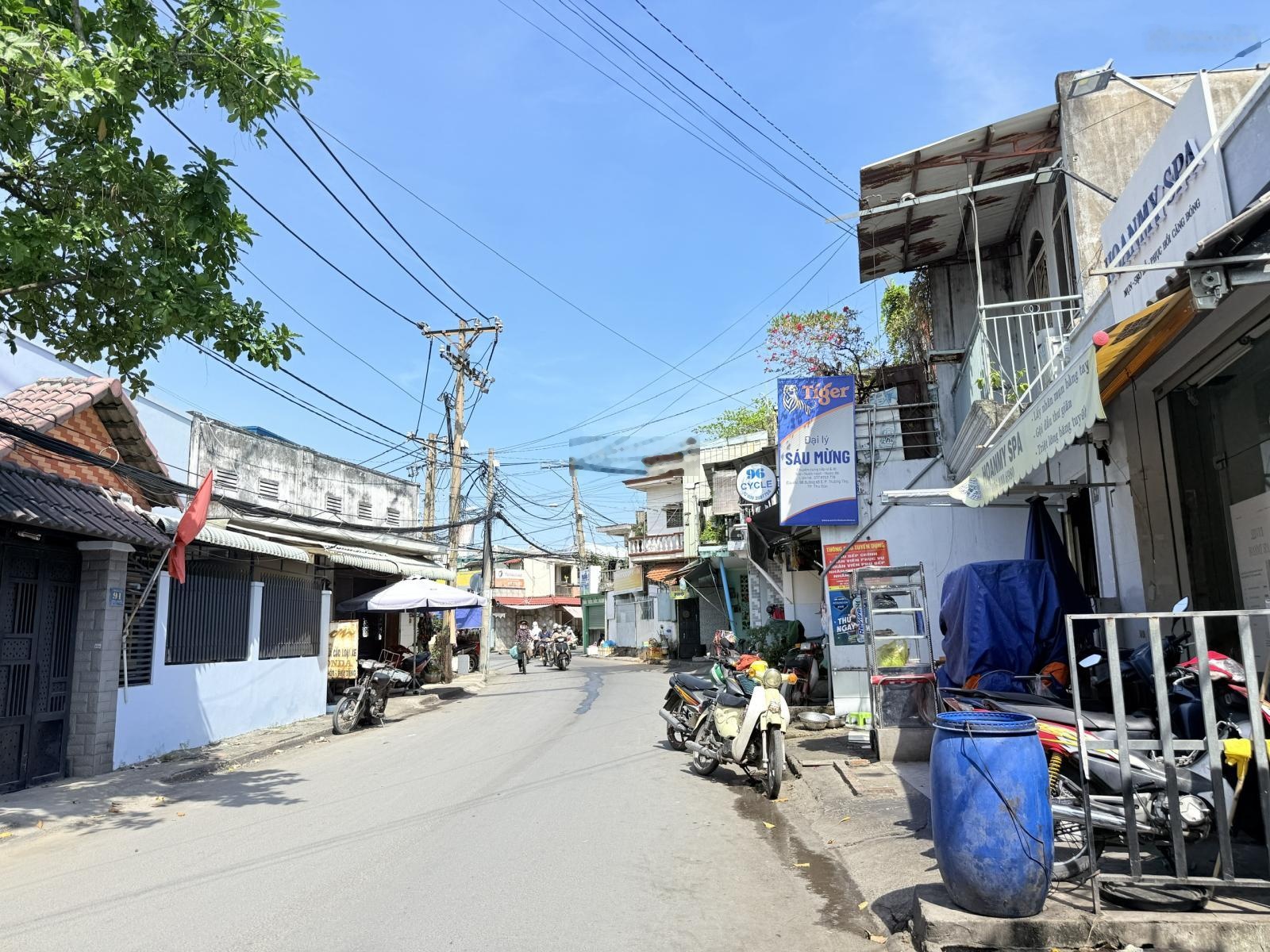 Nhà đẹp đón tết Bính Ngon, Nhà mặt tiền Đường số 8, vừa ở vừa Kinh doanh, ngay Đặng Văn Bi, cực kì