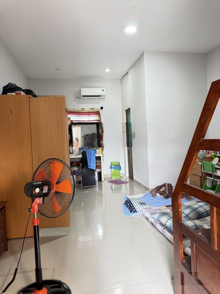 Nhà 2 tầng btct tăng nhơn phú a gần trường dương văn thì giá chỉ 4,6 tỷ