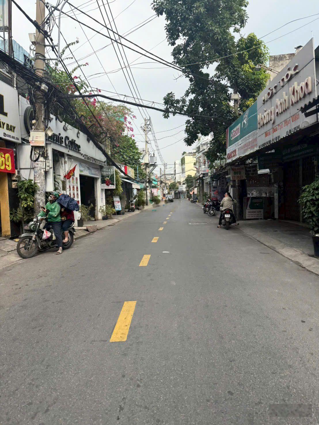 Bán nhà gần sân bay TSN 208/ Nguyễn Văn Công, P3, Gò Vấp. DT 4x16,5m, CN 65m, 2tầng, HXH 4,5m, 6.5t