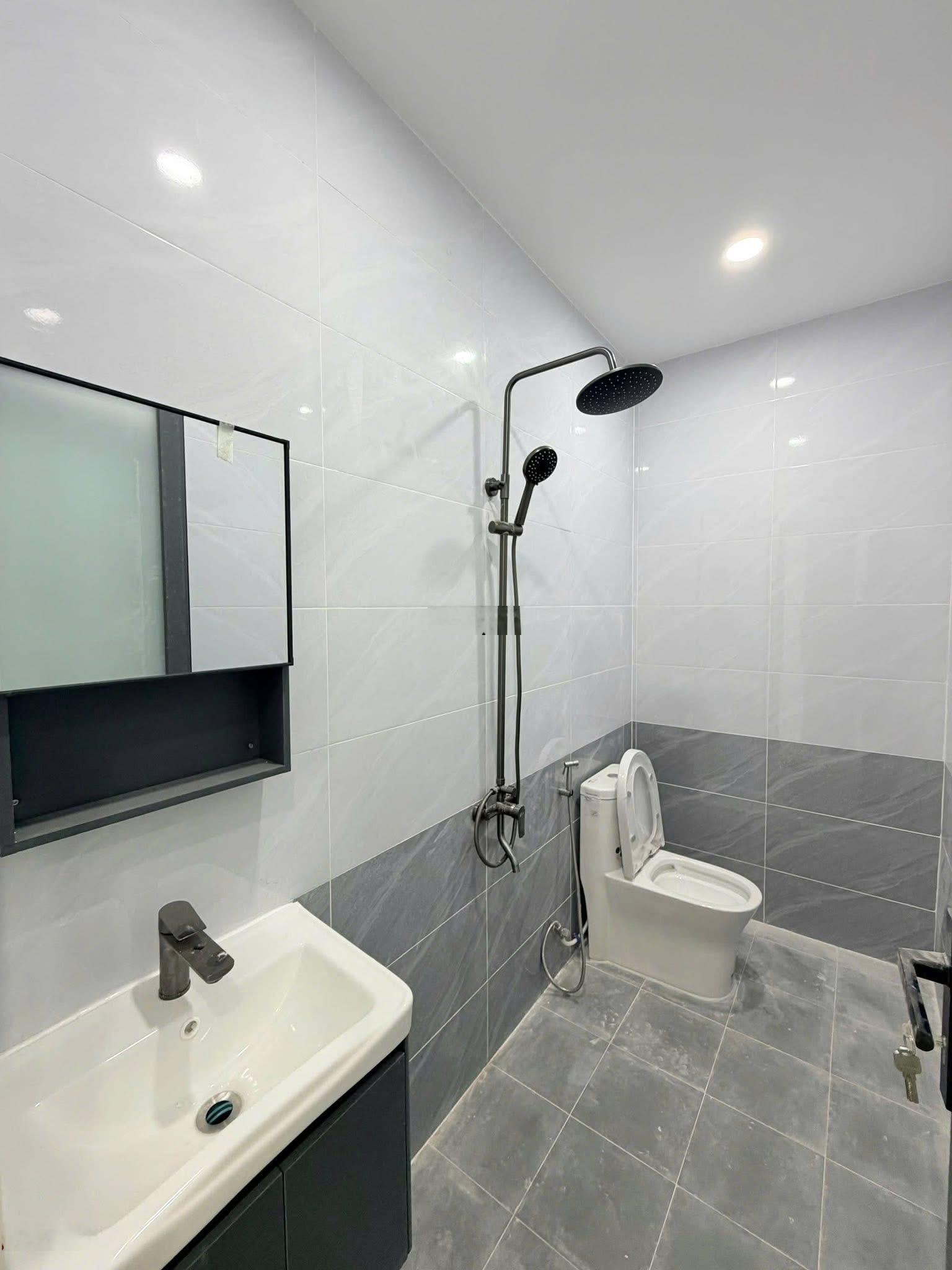 Bán nhà 1 trệt 1 lầu mới gần chợ Phúc Hải P Tân Phong Biên Hoà