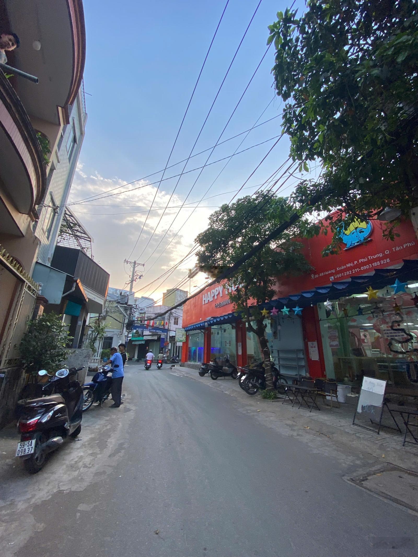 Nhà mặt tiền hoàng xuân nhị tân phú - 4.2x19.4m - nở hậu 7m tài lộc - giá 8.6 tỷ