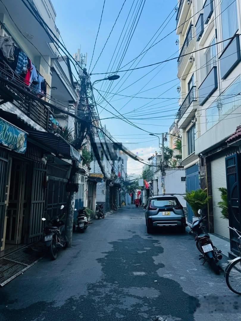 Chdv phan huy ích gò vấp- dt: 70m2- gồm 7pn- dòng tiền 25tr/tháng- hẻm xe hơi thông- giá: 6 tỷ 950