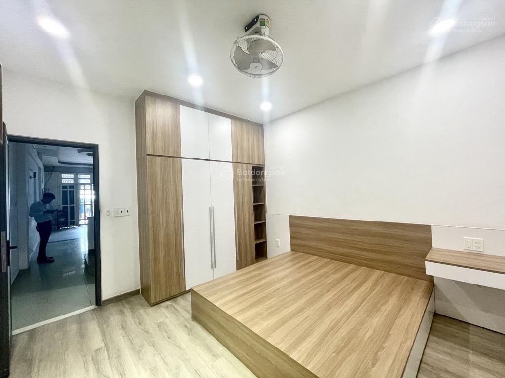 Siêu ngon mặt tiền hẻm ngay chợ Kinh Dương Vương 4x20 + 4 lầu giá chỉ trên dưới 10 tỷ.