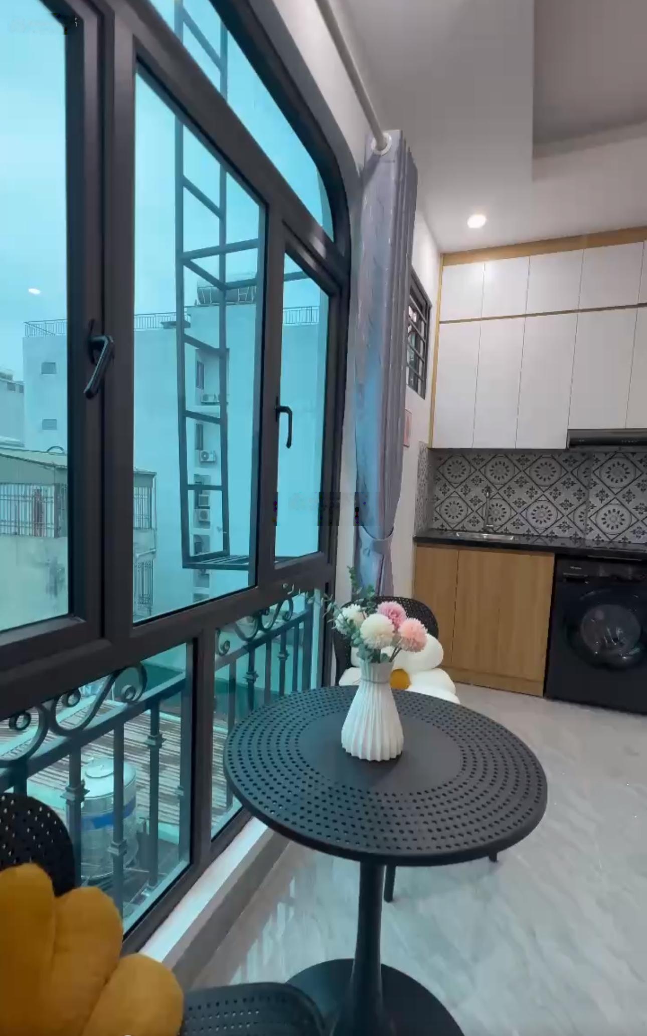 Toà CCMN La Thành 60m2 - 7 tầng - 16PKK - Ô tô tránh cách 10m - dòng tiền 95 triệu/ tháng