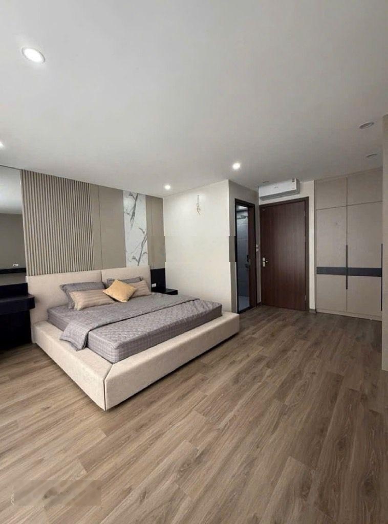 Siêu phẩm 6 tầng mới tinh nhà nở hậu ô tô đỗ cổng full nội thất ở ngay đón tết. 41m2 x mt4.6m x 8tỷ