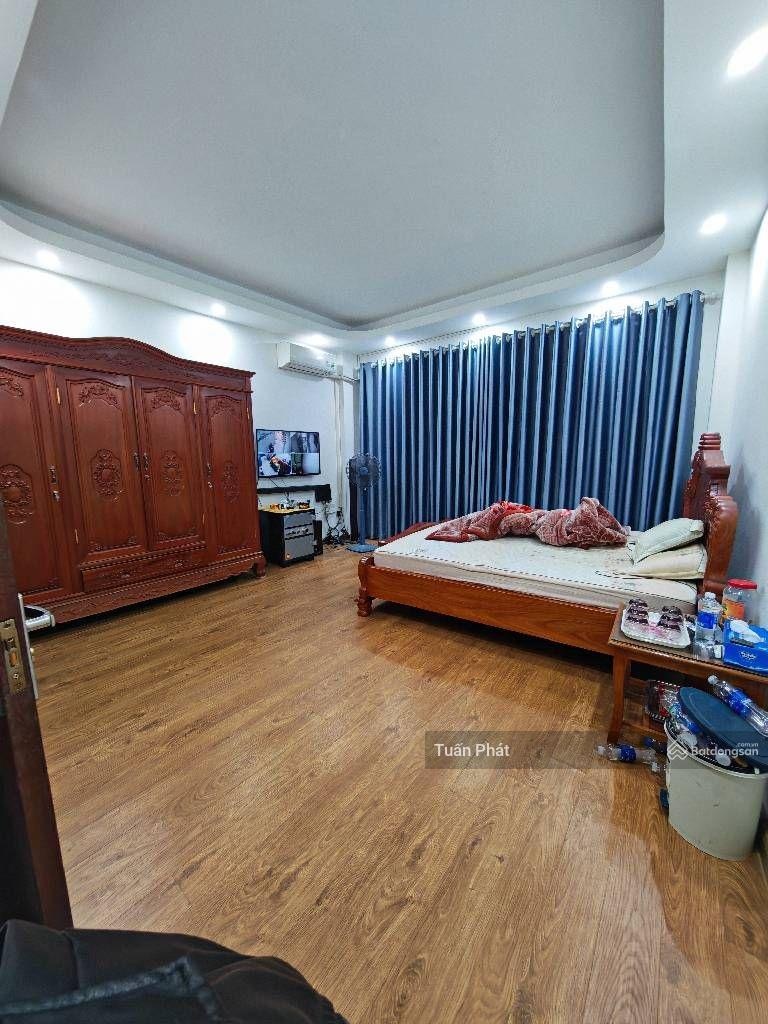 Bán nhà mặt phố tăng thiết giáp - kinh doanh mọi hình thưc - 74m2 - 5 tầng - 26 tyxxx