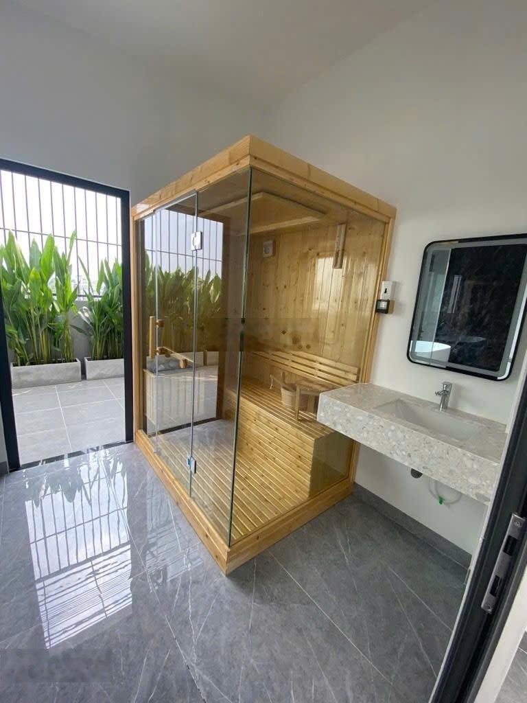 Hơn 8 tỷ sở hữu nhà 5 tầng, full nội thất, phòng xông hơi riêng