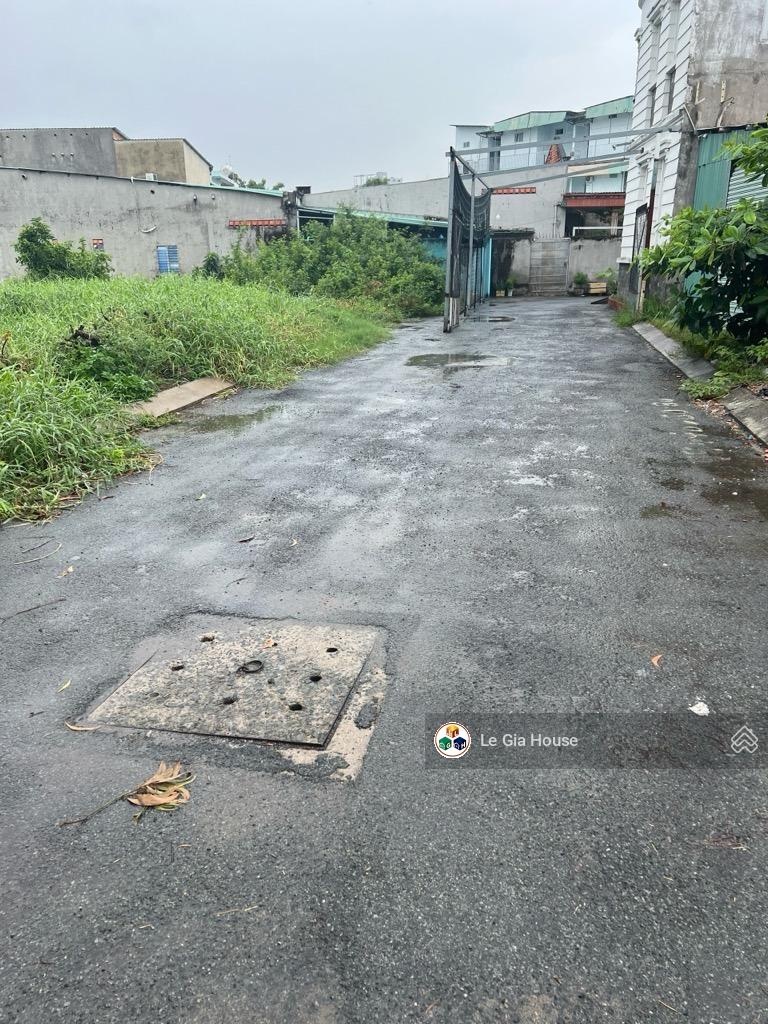 Quận 2 - đất vuông a4 - ngang 5m nở hậu - khu hiện hữu xây 5 tầng - sổ hồng chuẩn