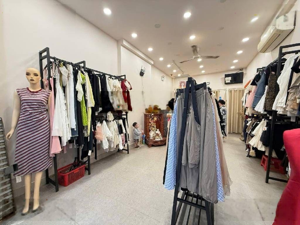 Nhà 2 tầng đang kinh doanh, DT: 4x16, giá 7,x tỷ, hẻm xe tải đường Cầu Xéo, Tân Phú