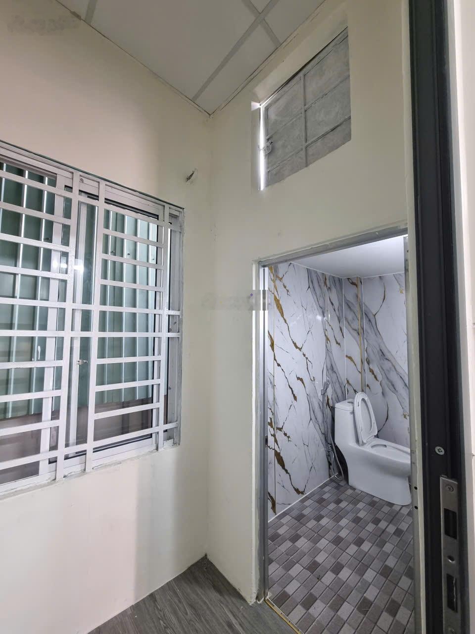 39m2, sổ hồng riêng, hẻm thông, trung mỹ tây, q.12 , giá: 3.55 tỷ