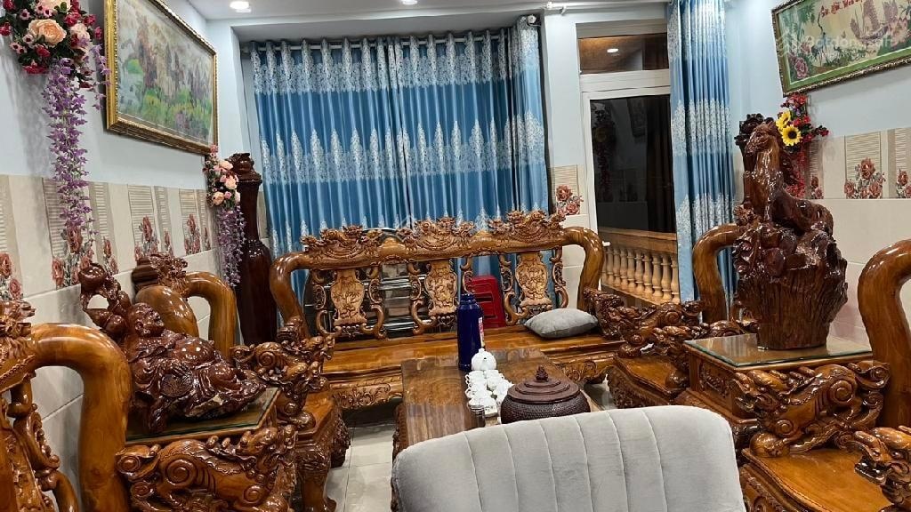 Nhà phố mt đ.gò dưa, dt 92m2 vuông, kv dễ kinh doanh, thích hợp mở nhà nghỉ, karaoke,căn hộ dịch vụ