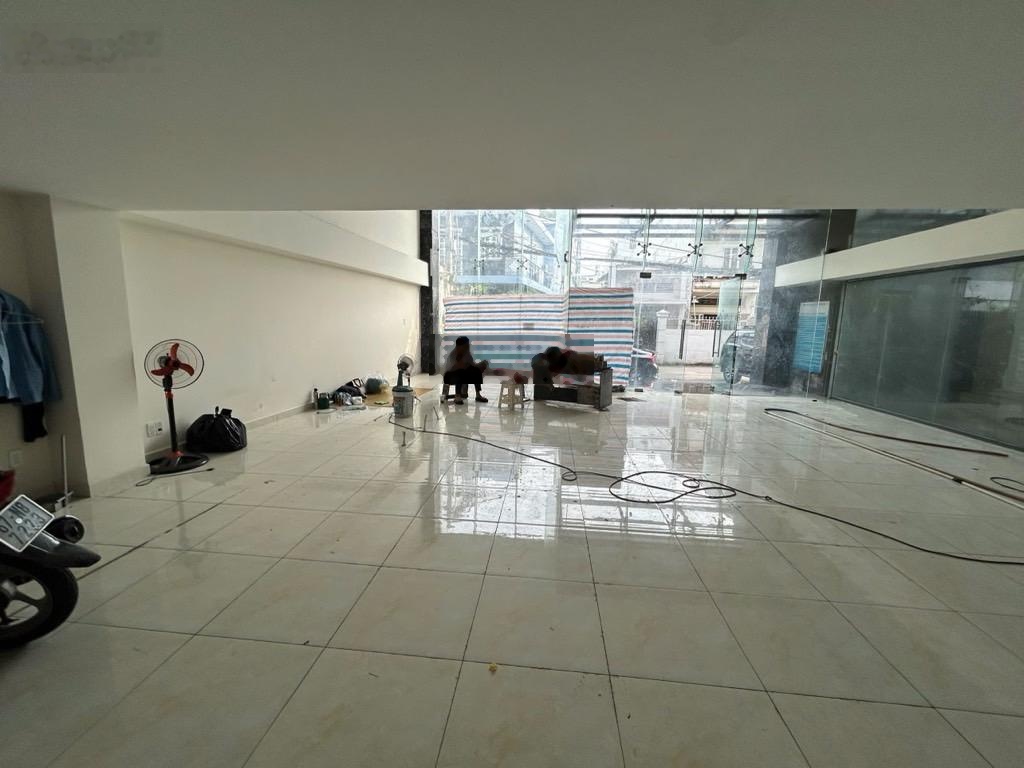 Bán Nhà Mặt Phố Nguyễn Văn Lượng, 39 tỷ, 316m2, chỉ với view đẹp