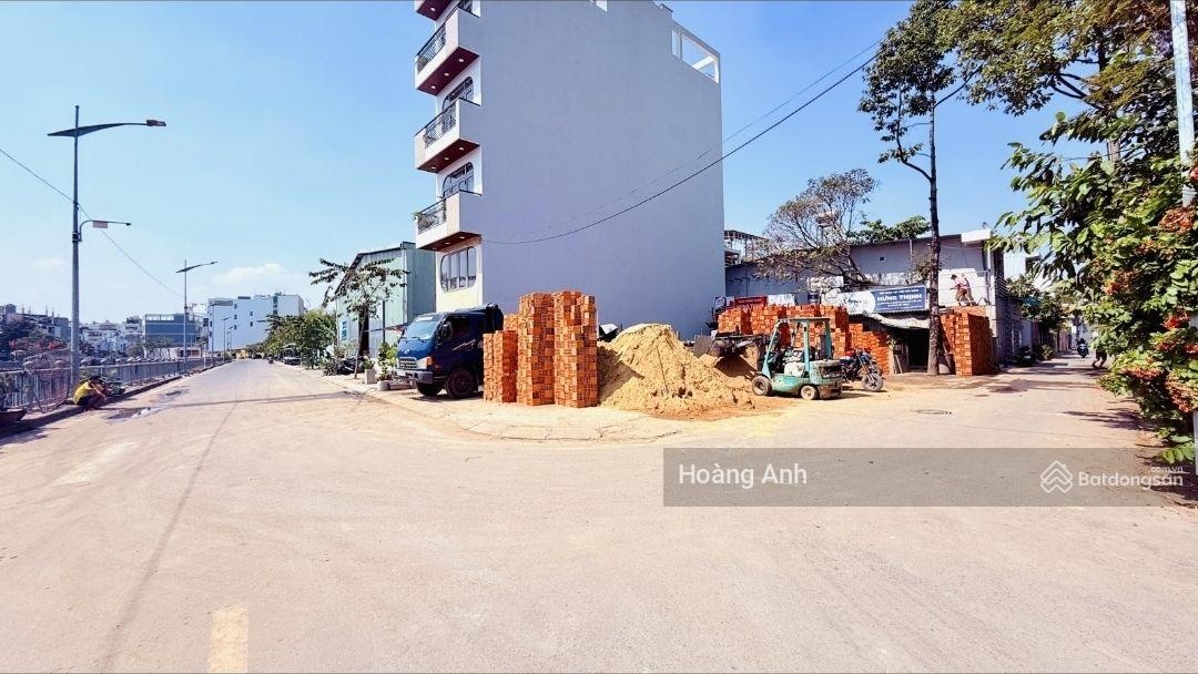 Lô đất full thổ - hẻm xe hơi thông - view sông vàm thuật