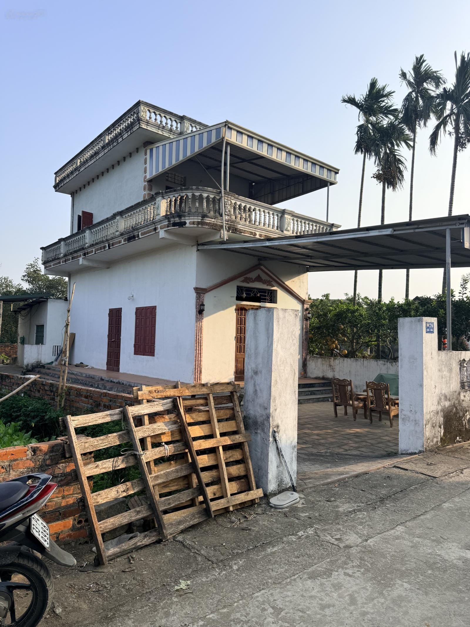 Hiếm | 360,7m phú cát đất rộng tặng nhà ở ngay ngõ thông ô tô tận đất tại thôn 4 phú cát hn