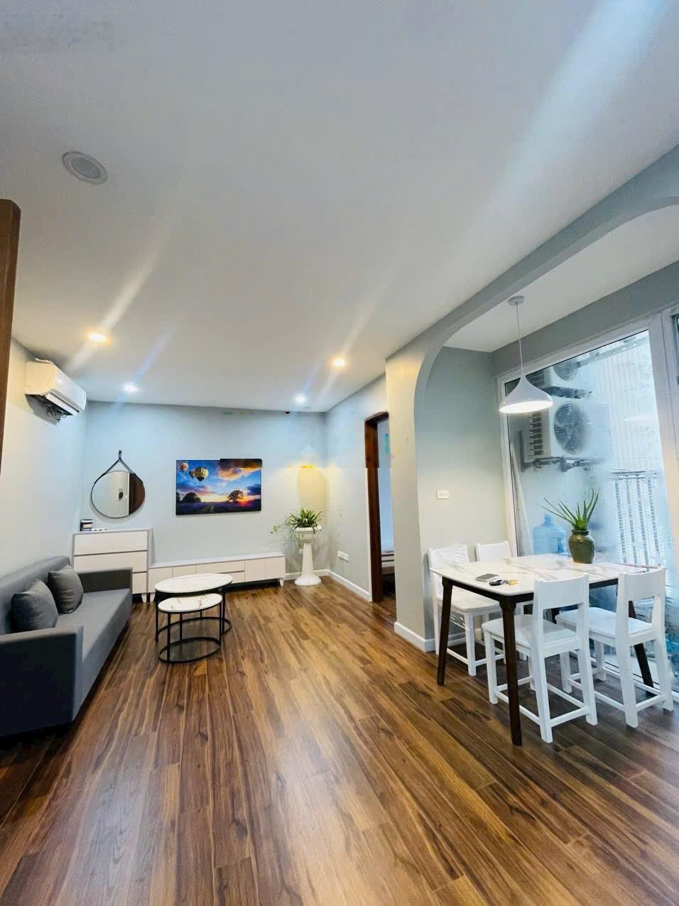 Bán gấp căn hộ 2PN tại Văn Phú Victoria, Hà Đông, giá thỏa thuận, 56m2