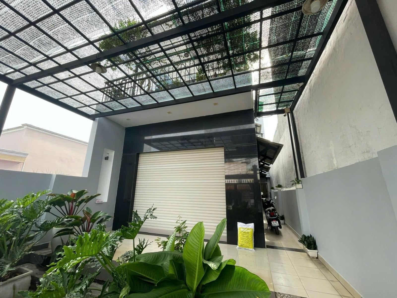 Nhà 2 lầu 6 tỷ 161,8m2 xe hơi tới nơi ngang 6m ngay Nguyễn Văn Ràng - Giá đầu tư. LH 0931863127
