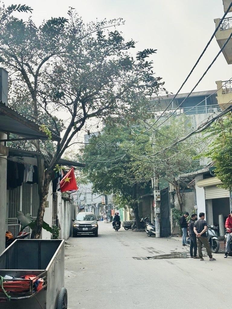 Bán nhà Giải Phóng - Thịnh Liệt - Xe tải tránh - Giá tốt - Xây ngay - DT 125m. Giá bán 17.95 tỷ