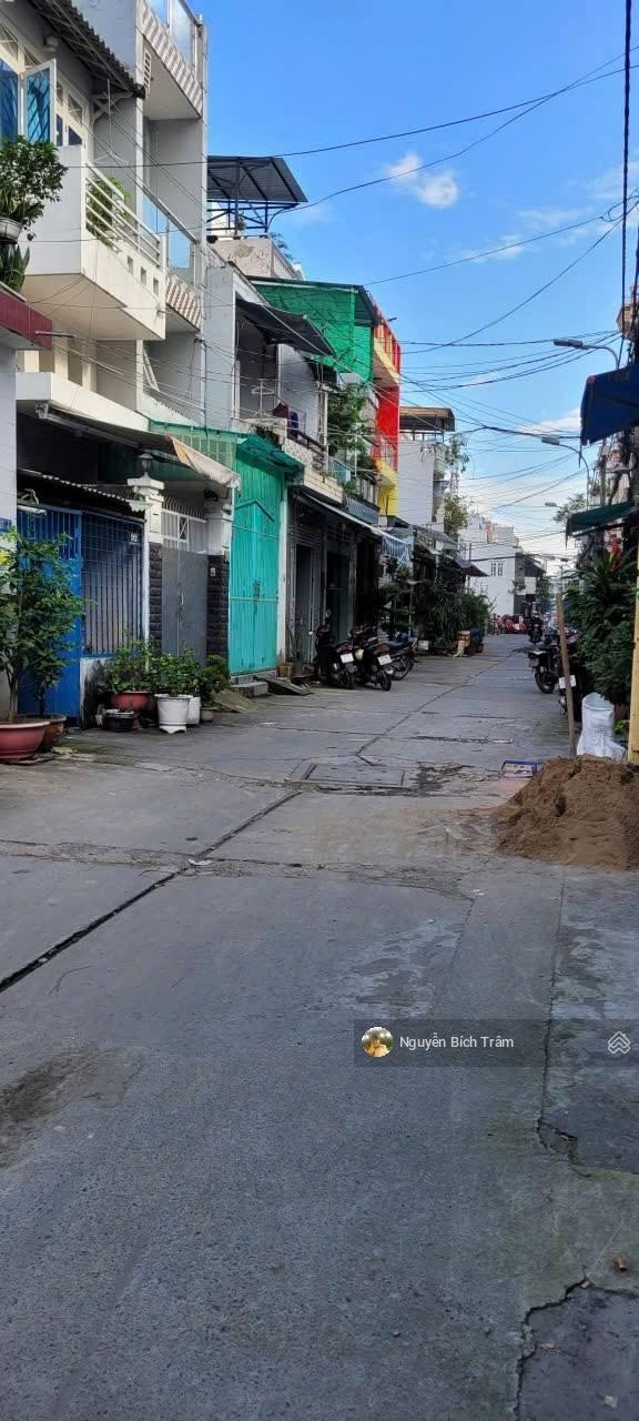 Bán nhà HẺM XE HƠI Gò Dầu - thông tứ hướng DT: 4.2x18m SHR CNđủ GẦN Tân Hương. TL chính chủ 7.2 tỷ