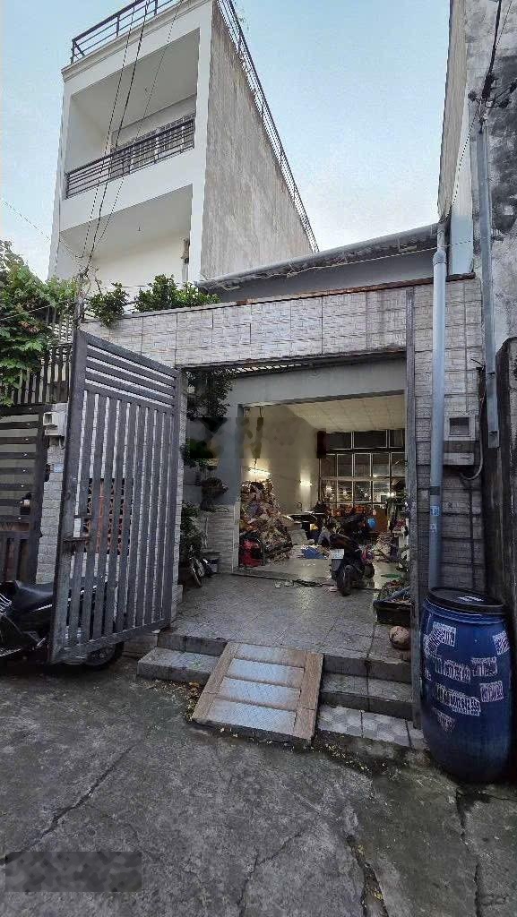 Bán nhà Lê Văn Khương HXH 88m2 4x22m 4,3 tỷ