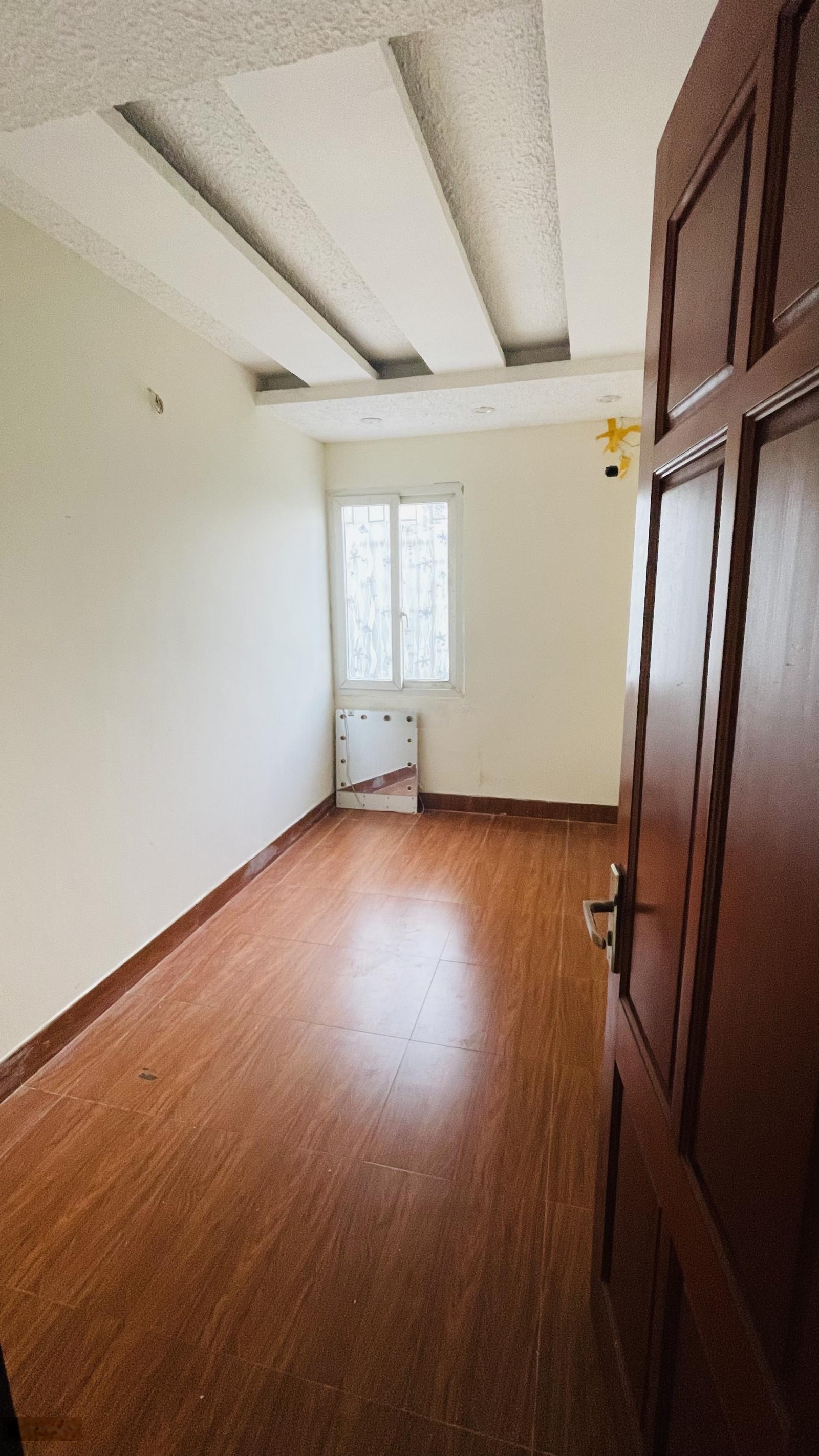 Chính chủ: Bán căn hộ chung cư - Nam Trung Yên 40m - 2 p ngủ thiết kế hiện đại, ngay sát Kengnam