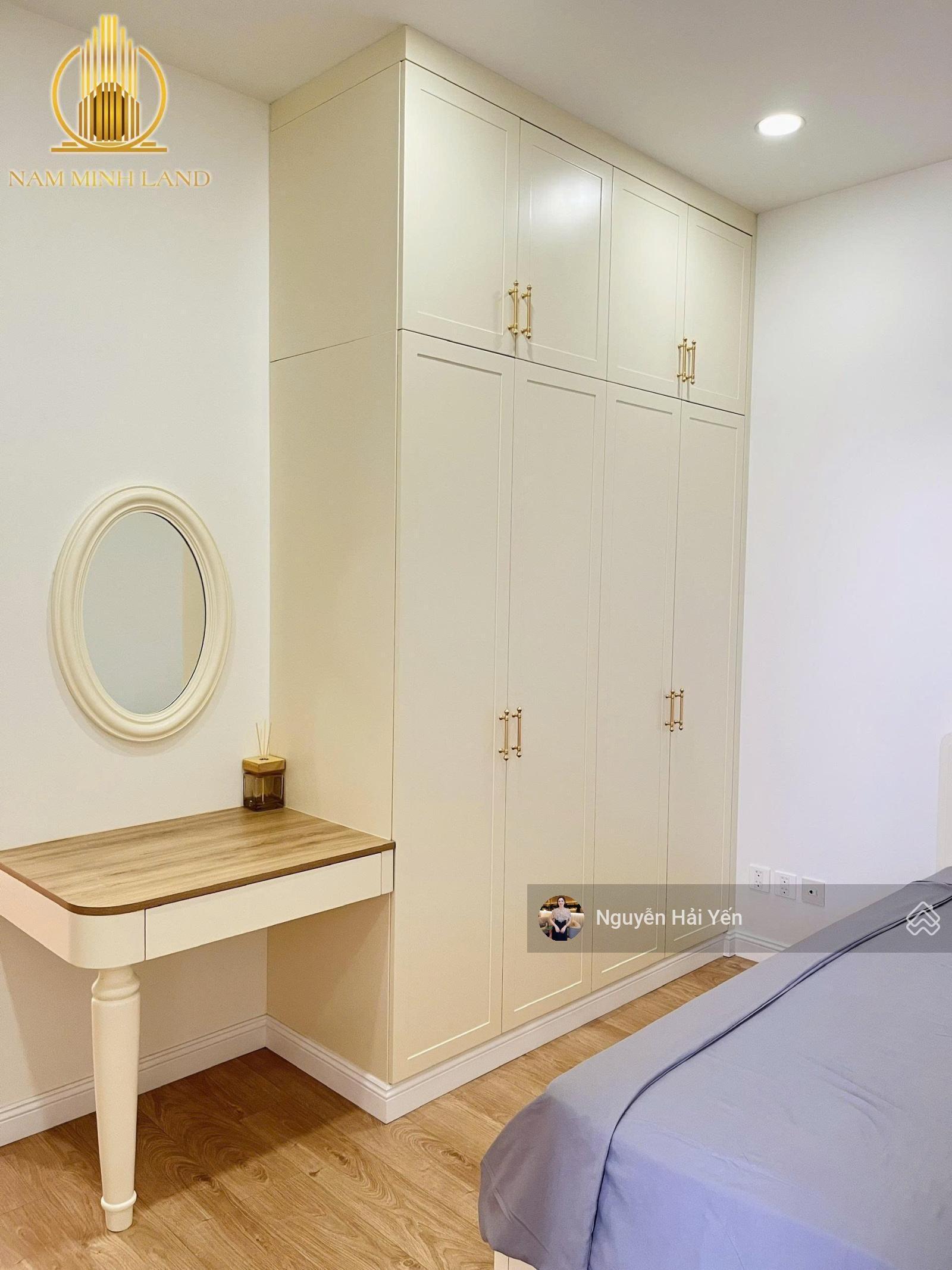 Hải Yến Nam Minh Land - bán căn hộ 2 PN Saigon Pearl 90m2, tầng cao, view sông, nội thất mới 100%