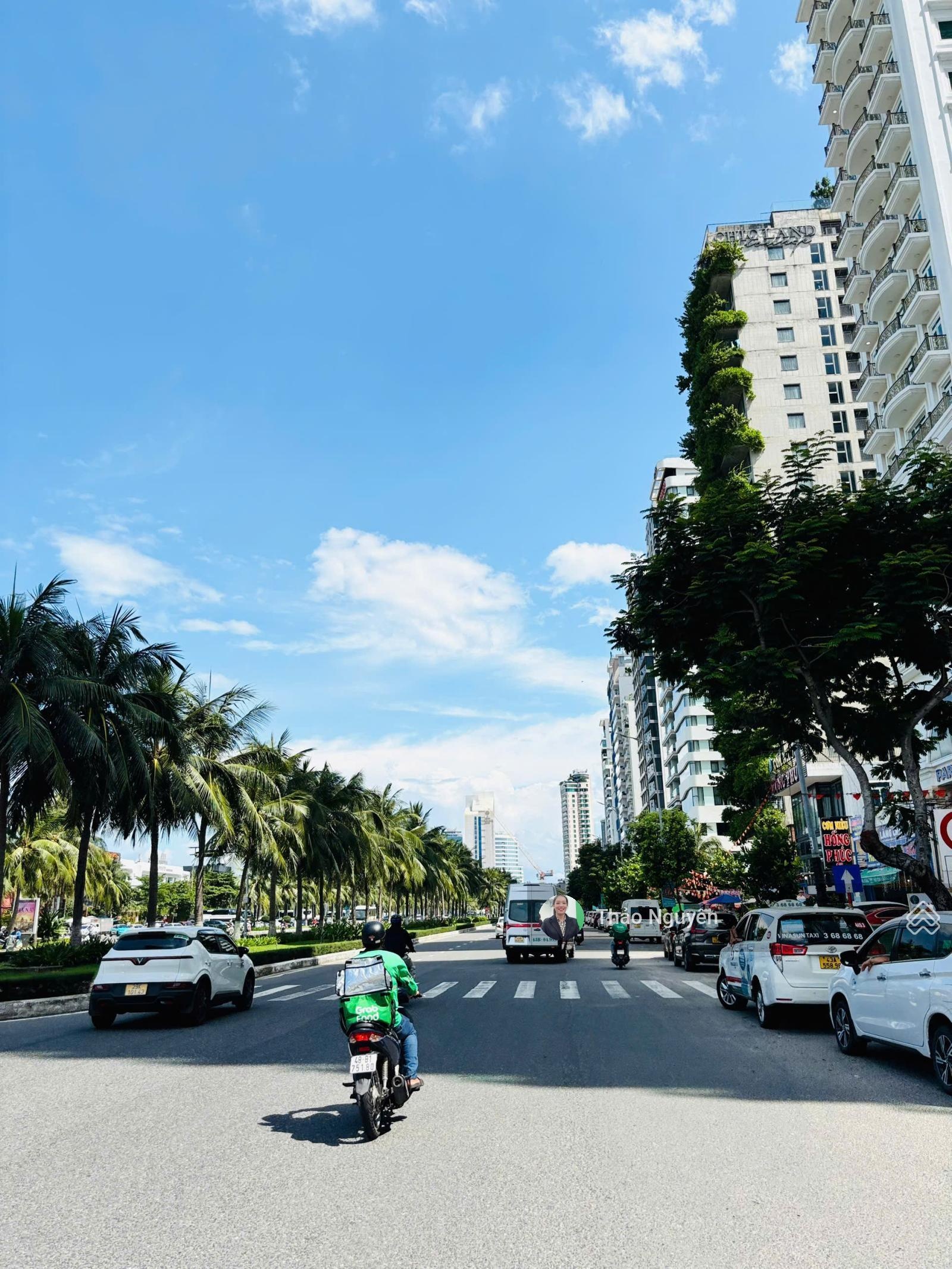 Bán 160m2 đất tặng nhà 2 tầng mặt tiền An Thượng 1, cách biển chỉ 50m, phố kinh doanh sầm uất