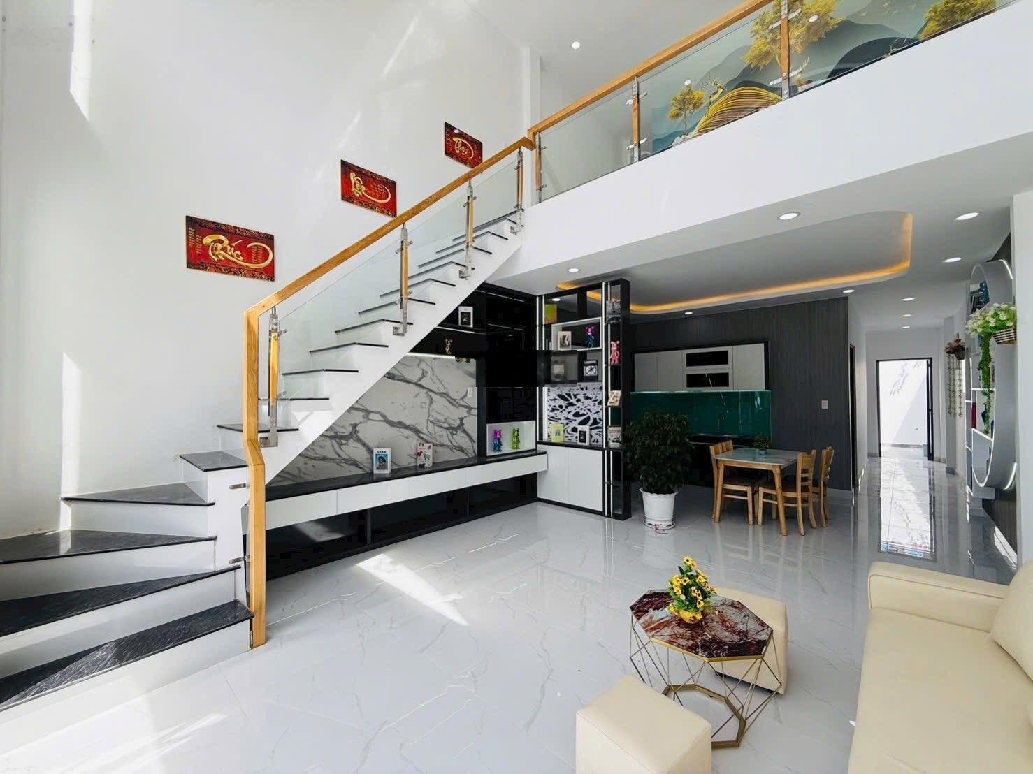 Bán nhà riêng tại Xã Bình Chánh, Bình Chánh, Hồ Chí Minh, 5 tỷ, 100m2, view đẹp, chính chủ