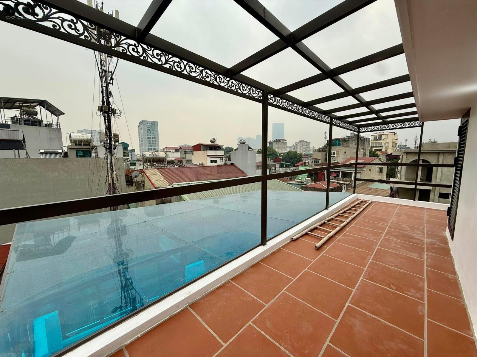 Nhà vị trí tuyệt đẹp - Gần Hồ Tây - Trung tâm TP. S: 51m2- 7 tầng- Chỉ cần 27.5 tỷ là xách vali vô