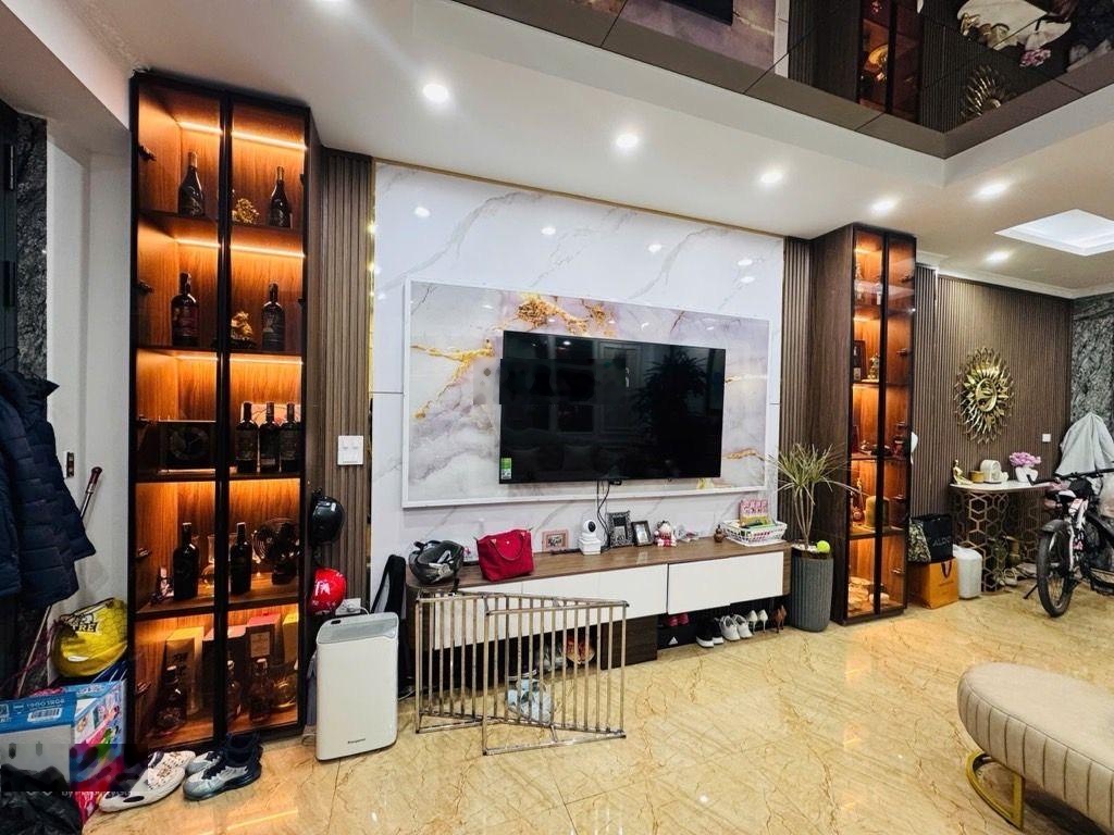 Bán NR 6PN, 6WC, 42m2, 7 tầng thang máy, tại Võ Thị Sáu, Bạch Mai, Hai Bà Trưng, HN