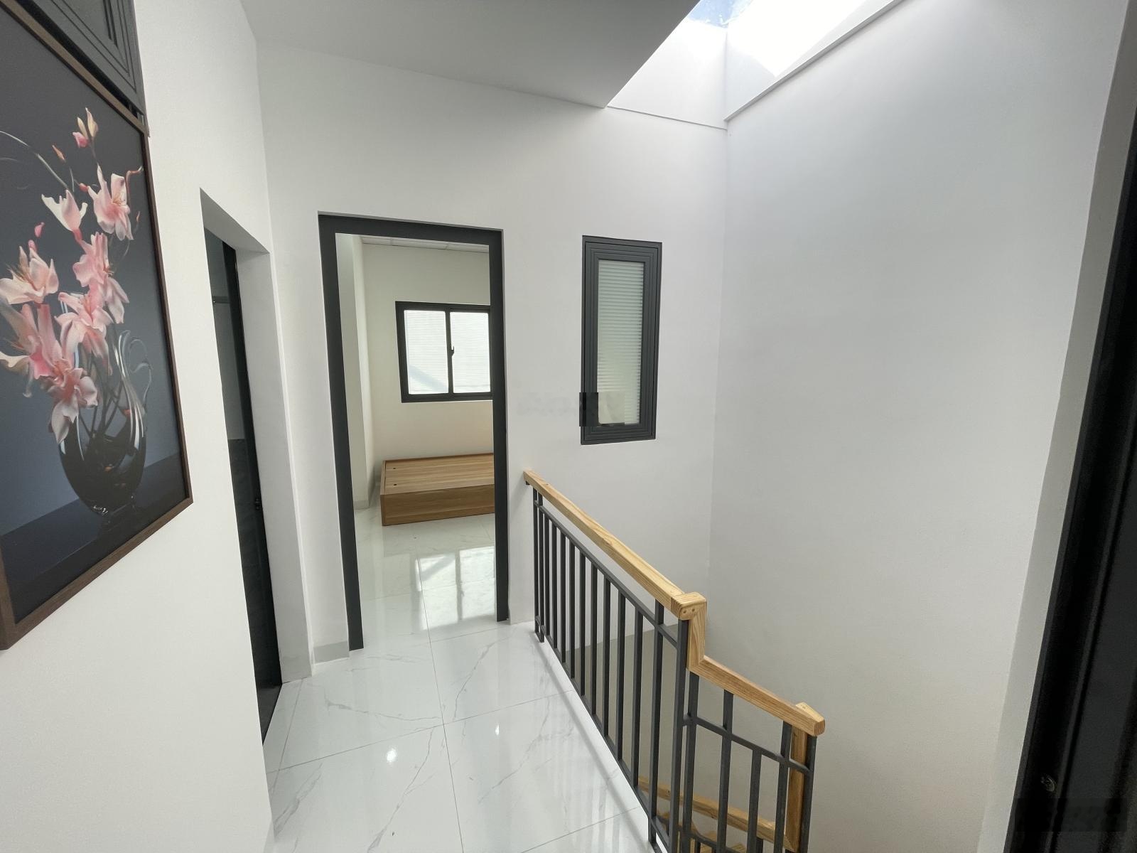 Nhà mới hẻm ô tô Hà Thanh, ngay gần chợ Đầm, Nha Trang | 2phòng ngủ ngay trung tâm chỉ 2 tỷ 950tr