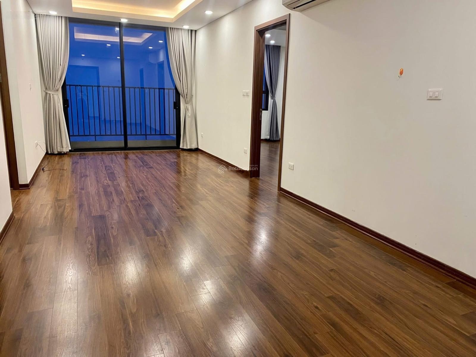 Cần chuyển nhượng căn 2PN chung cư 789 tại Khu Ngoại Giao Đoàn, 7 tỷ, 70m2