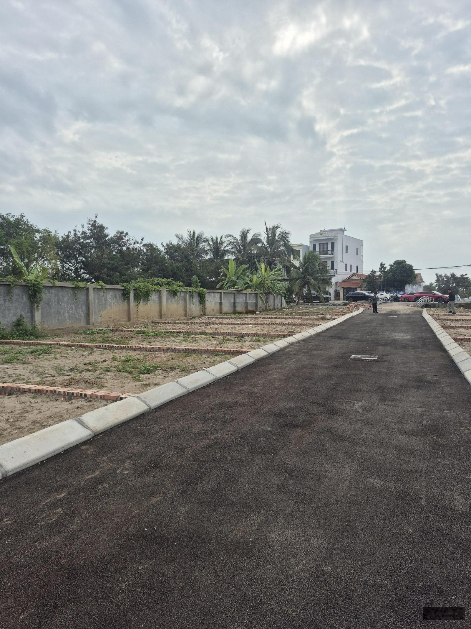 Cực hiếm! Đất KCN Nam Đồ Sơn - bám mặt đường 403 giá hơn 1 tỷ/lô