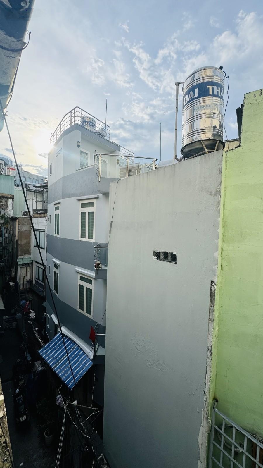 Bán CH 2PN, 1WC, 27m2 tại Trần Hưng Đạo, 2,65 tỷ, view đẹp